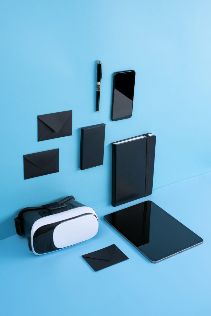 Phones & Tablets